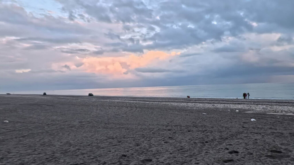 煙波花時間太魯閣外海灘景色