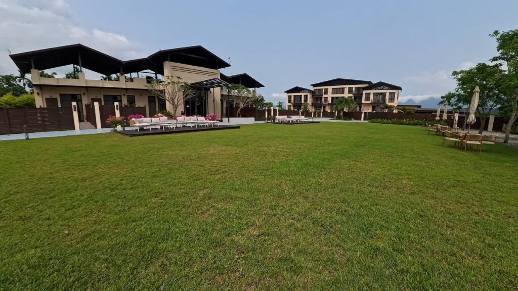 w星空villa寬敞庭園，曾有新婚人是在這舉辦活動