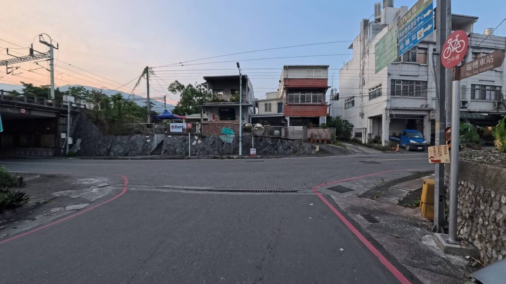 前往瑞穗市區吃綠精靈鮮奶郭