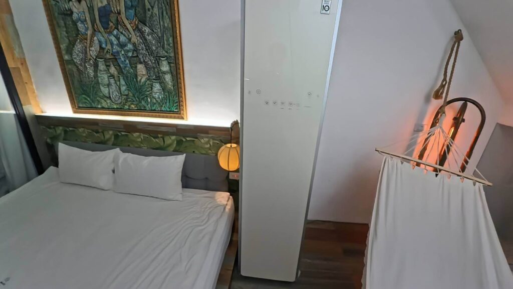 費斯玻璃屋Q房型LG電子衣櫥
