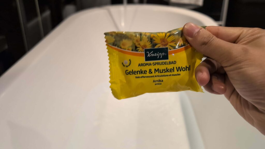 鈴の宇Revika浴缸有泡澡粉可使用