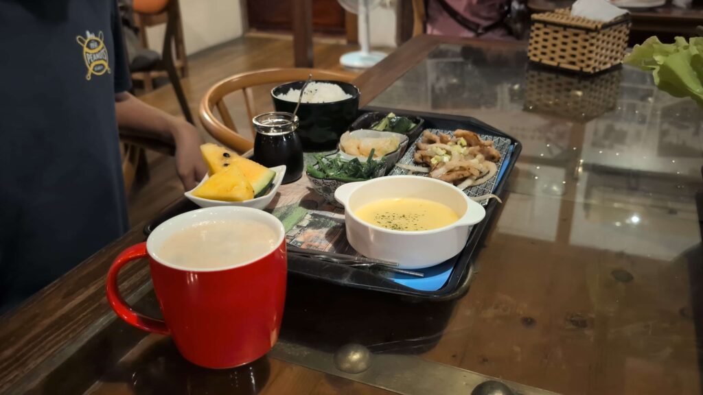 鈴の宇Revika附近晚餐禾田野,菜色豐富多樣